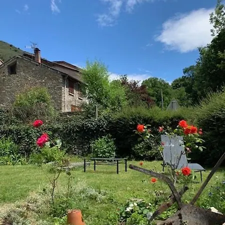 Maison 8 Personnes Au Calme Avec Vue Sur Montagne Holiday home
